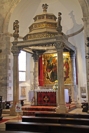 Altar at St Mark's Cathedral