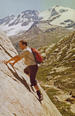 TC above Pont - Gran Paradiso in background