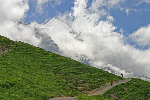 On path to Eiger Glacier